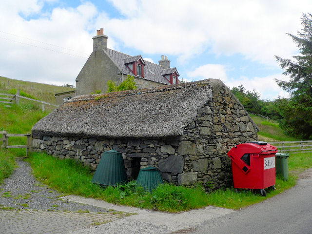 Old stone bothy, thatched