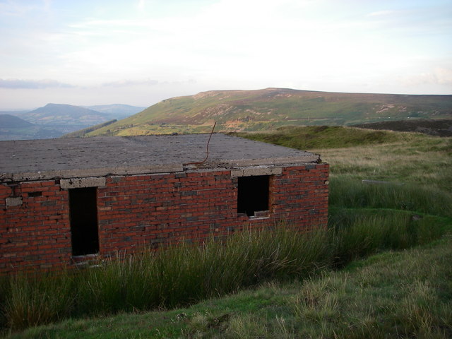 Abandoned generator building at Blaen Pig