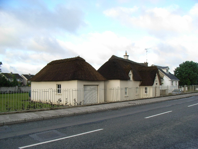 Kentstown Road Thatched House