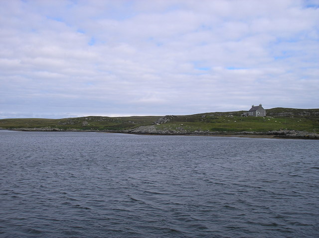 Lonely cottage on Loch Skipport © Julian Thomas :: Geograph Britain and ...