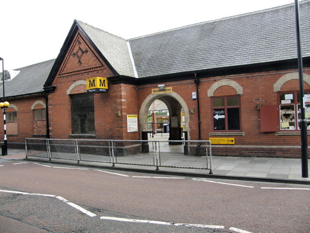 Monkseaton Metro Station - Entrance