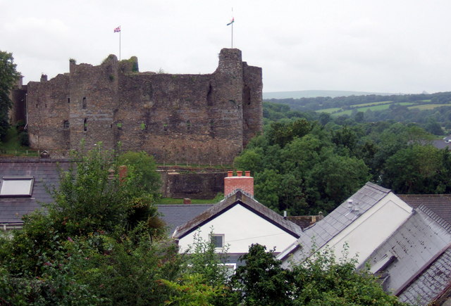 The castle from Hill Lane
