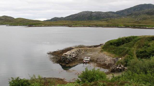 Small jetty by Loch Aineort