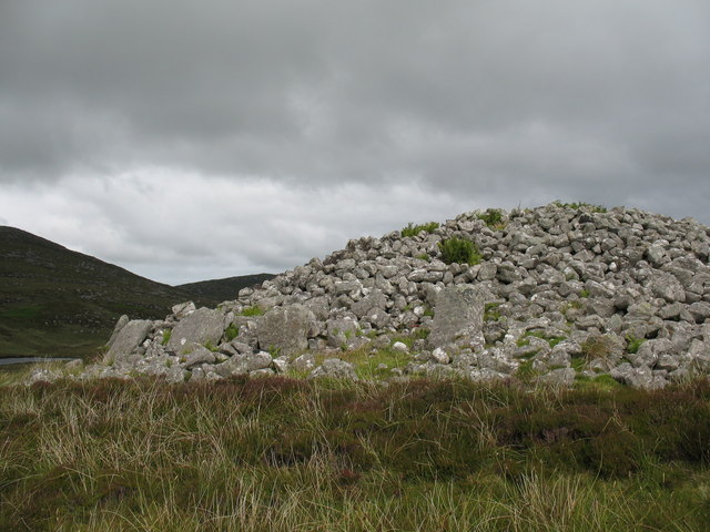 Chambered cairn at Reineabhal.