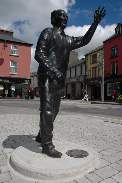Statue of John B Keane in Listowel