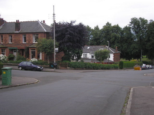 Essex Drive and Airthrey Avenue