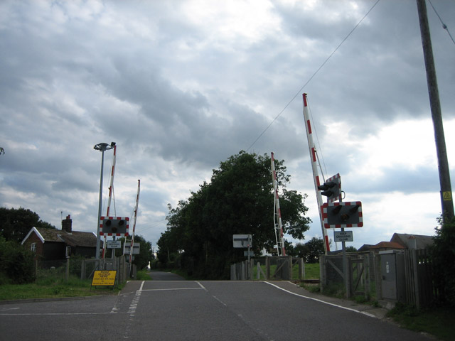 Antingham level crossing