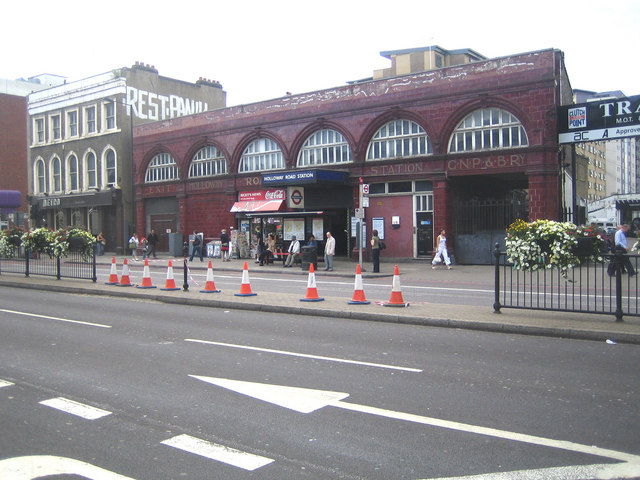 Holloway Road tube station