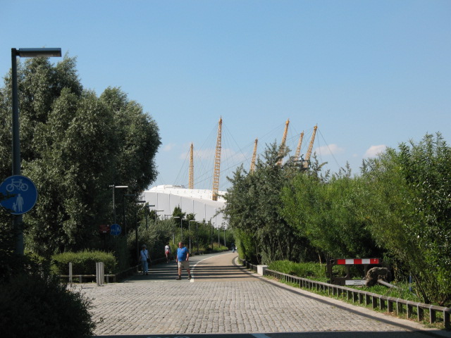 Thames Path to the Dome