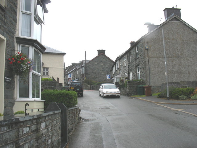 Fronwynion Street