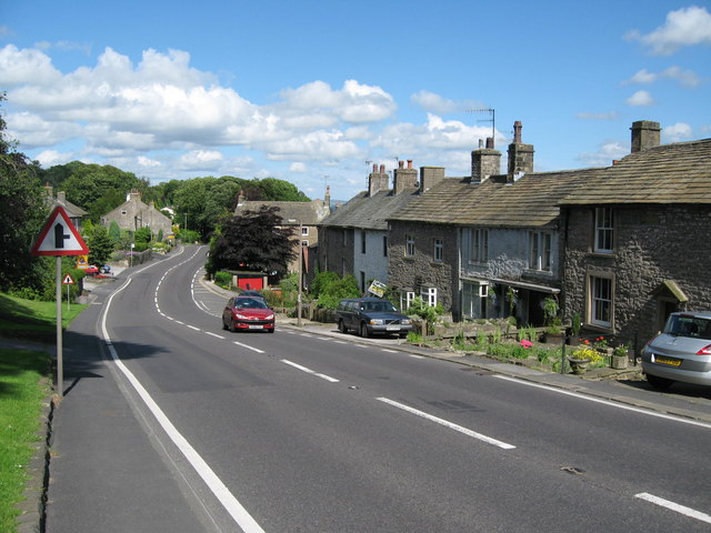 Thornton-in-Craven © Paul Anderson :: Geograph Britain and Ireland