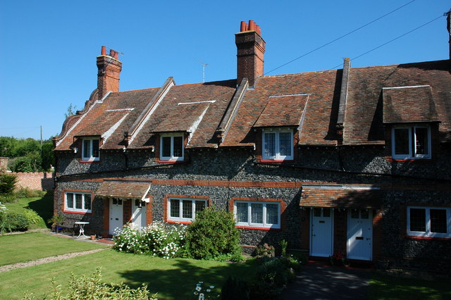 Cottages on Reading Street