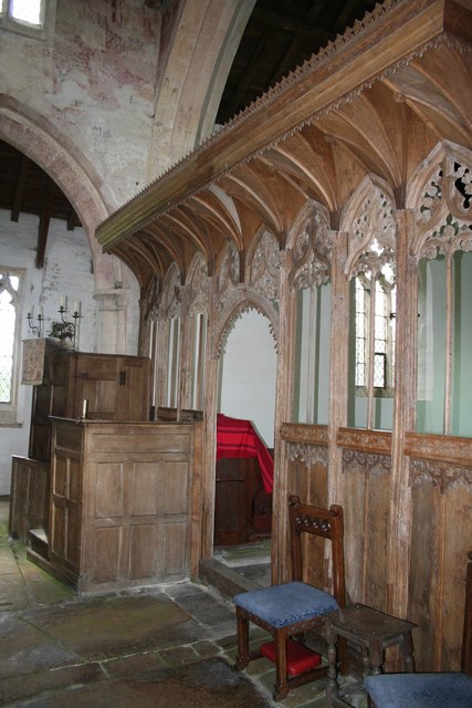 rood-screen-richard-croft-cc-by-sa-2-0-geograph-britain-and-ireland