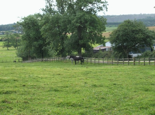 Auchenbowie Mains Farm © Derek Ferris cc-by-sa/2.0 :: Geograph Britain ...