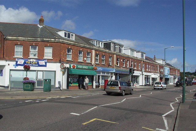 More Shops in Tuckton Road © Mike Smith :: Geograph Britain and Ireland