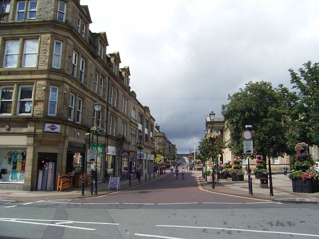 Blackburn Road, Accrington © Stanley Walker :: Geograph Britain and Ireland