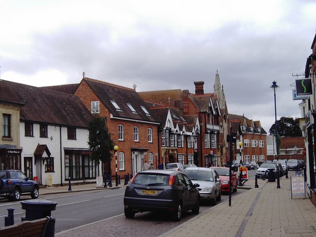 High Street, Shefford © David Kemp :: Geograph Britain and Ireland