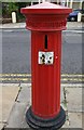 Victorian postbox on Balls Road