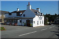 Y Llong ar ei Newydd Wedd - New-look Ship Inn Edern