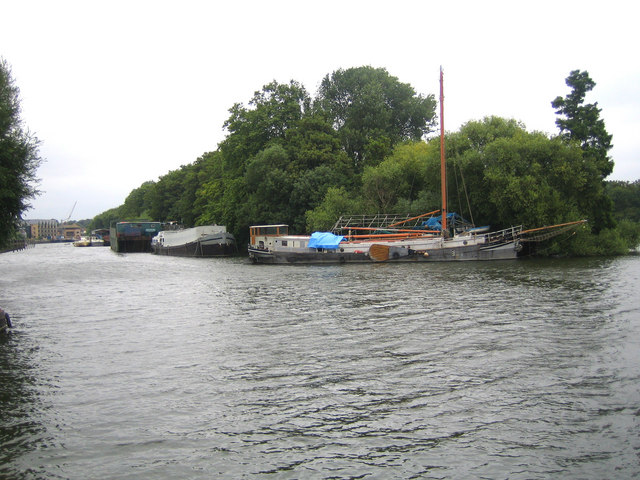 River Thames at Isleworth Ait © Nigel Cox :: Geograph Britain and Ireland