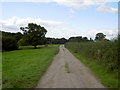 Footpath/Private road to Bankside Farm