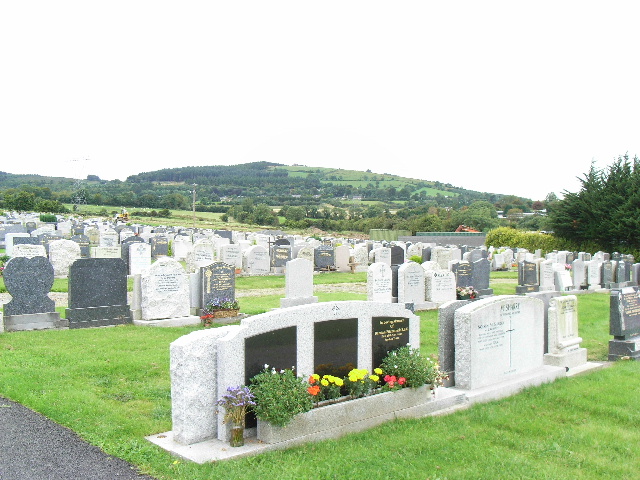 Mount Venus Cemetery © JP cc-by-sa/2.0 :: Geograph Britain and Ireland