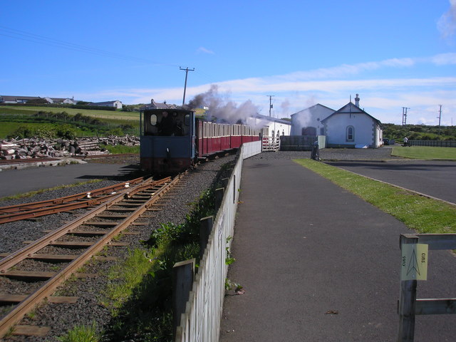 Giant's Causeway station