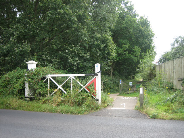 Remember The Old Level Crossing Gates C Zorba The Geek Cc By Sa 2 0 Geograph Britain And Ireland