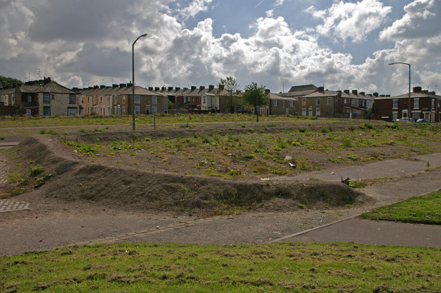 Brownfield site © Mr T :: Geograph Britain and Ireland