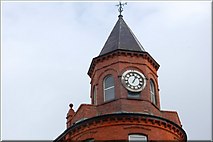 J3731 : Clock, Newcastle (2) by Albert Bridge