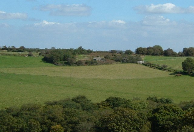 Tremoreland, over fields