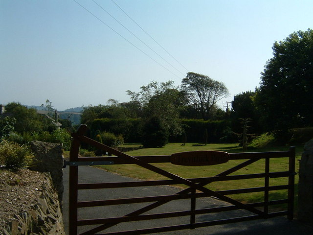 Entrance to Trevithick Park