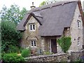 ST8673 : Thatched Cottage by Hugh McKechnie