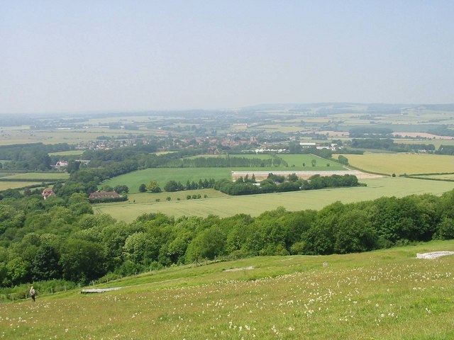 Wye downs © Nick Smith cc-by-sa/2.0 :: Geograph Britain and Ireland