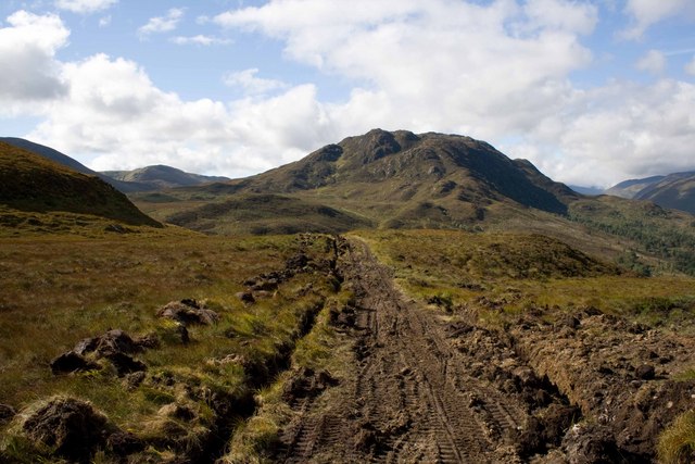 Hill track to Loch an Sguid