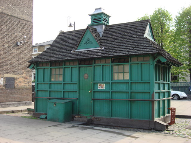 Cabman's Shelter in Warwick Avenue