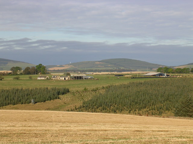 Mill of Bonnyton, looking towards the Hill of Rothmaise