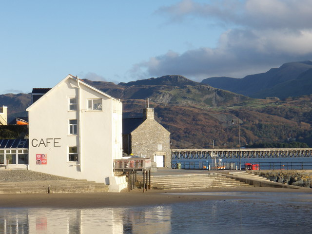 The Bath House Barmouth Harbour © David Bowen Cc By Sa20 Geograph Britain And Ireland