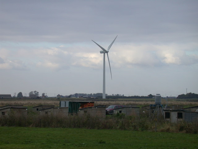 Chicken Coops And Wind Turbine Ranson © Keith Edkins Cc By Sa20