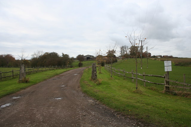 Farm Track to Birch Hall Farm