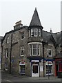 Pitlochry: hotel with painted window