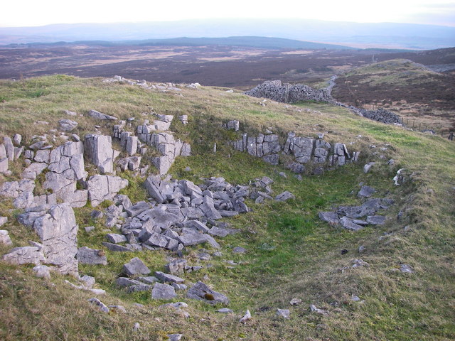 Borrow Pit on Carn yr Onnen © Alan Bowring :: Geograph Britain and Ireland