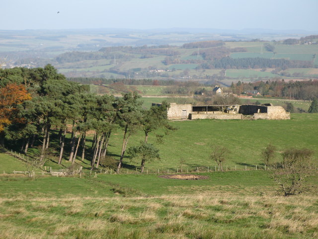 Farm buildings north of Yarridge Lane © Mike Quinn cc-by-sa/2.0 ...