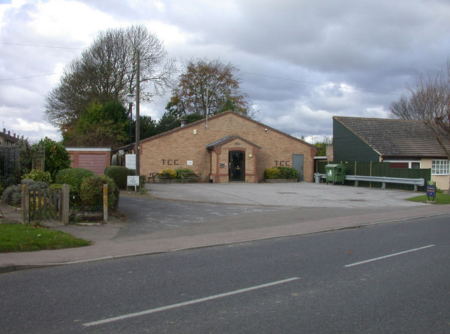 Teversham Conservative Club, Cherry... © Keith Edkins cc-by-sa/2.0 ...