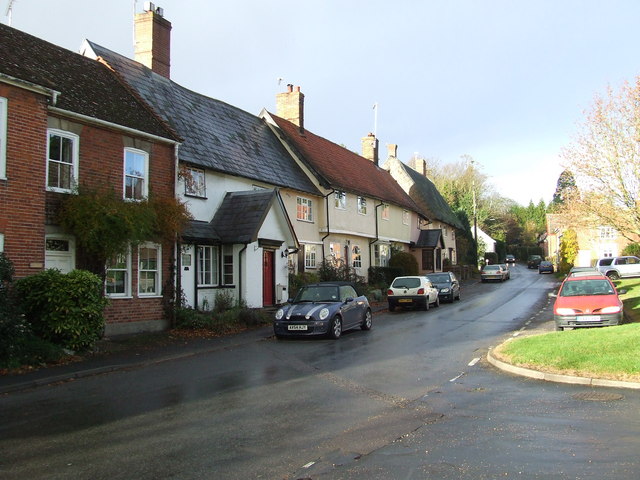 Hoxne village © Keith Evans :: Geograph Britain and Ireland