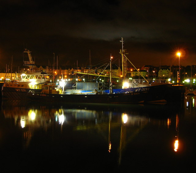 Boats at night [4]