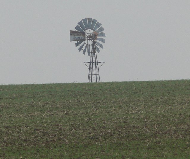 Windmill near Claybrooke Magna © Mat Fascione cc-by-sa/2.0 :: Geograph ...