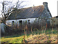 Abandoned croft near Knockfarrel