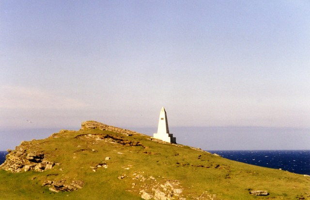 Cliff top monument at Meall Geal
