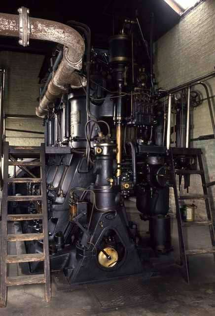 Elderly diesel at Stretham Old Engine